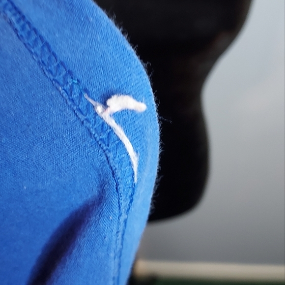 St. Louis Blues Long Sleeve Top Size XL NHL Blue, Yellow And White - Picture 6 of 6